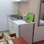 With Parking Space - 6850 Apartman *