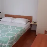 Apartman With Parking Space - 6850