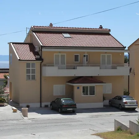 Apartment With A Parking Space - 6850 *