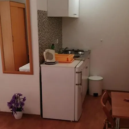 Apartment With A Parking Space - 6850