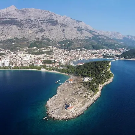 With A Parking Space - 6850 Apartment Makarska